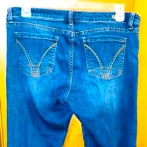 Kut From The Kloth Catherine Boyfriend Cut Skinny